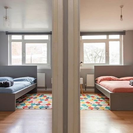 Lovely 2-Bed 20 Mins To Central Londýn Exteriér fotografie