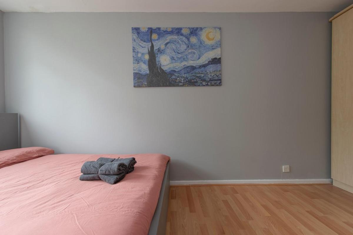 Lovely 2-Bed 20 Mins To Central Londýn Exteriér fotografie